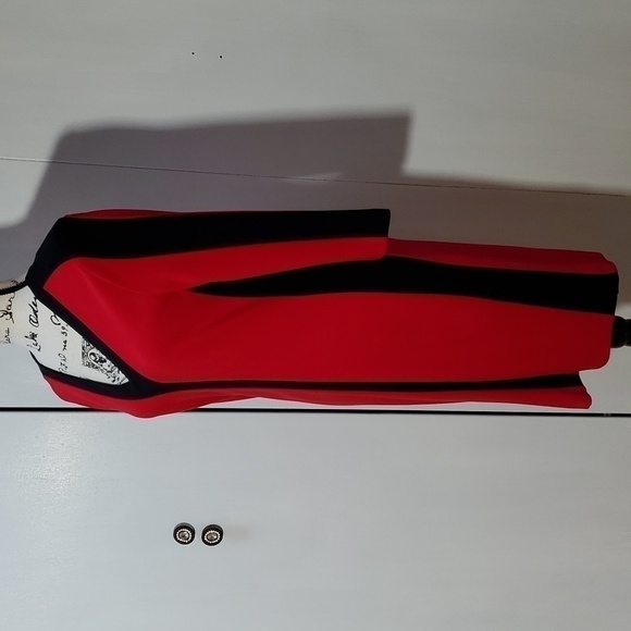 Lynn Ritchie- Womens Red & Black Color block Slimming Dress Sz.Small - Picture 2 of 5